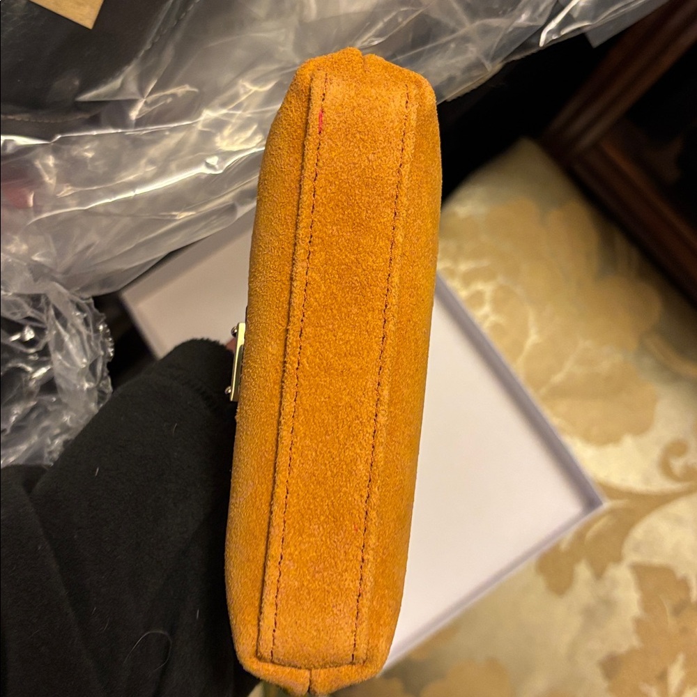 Dooney & Bourke π suede large frame clutch twist lock - Picture 8 of 10